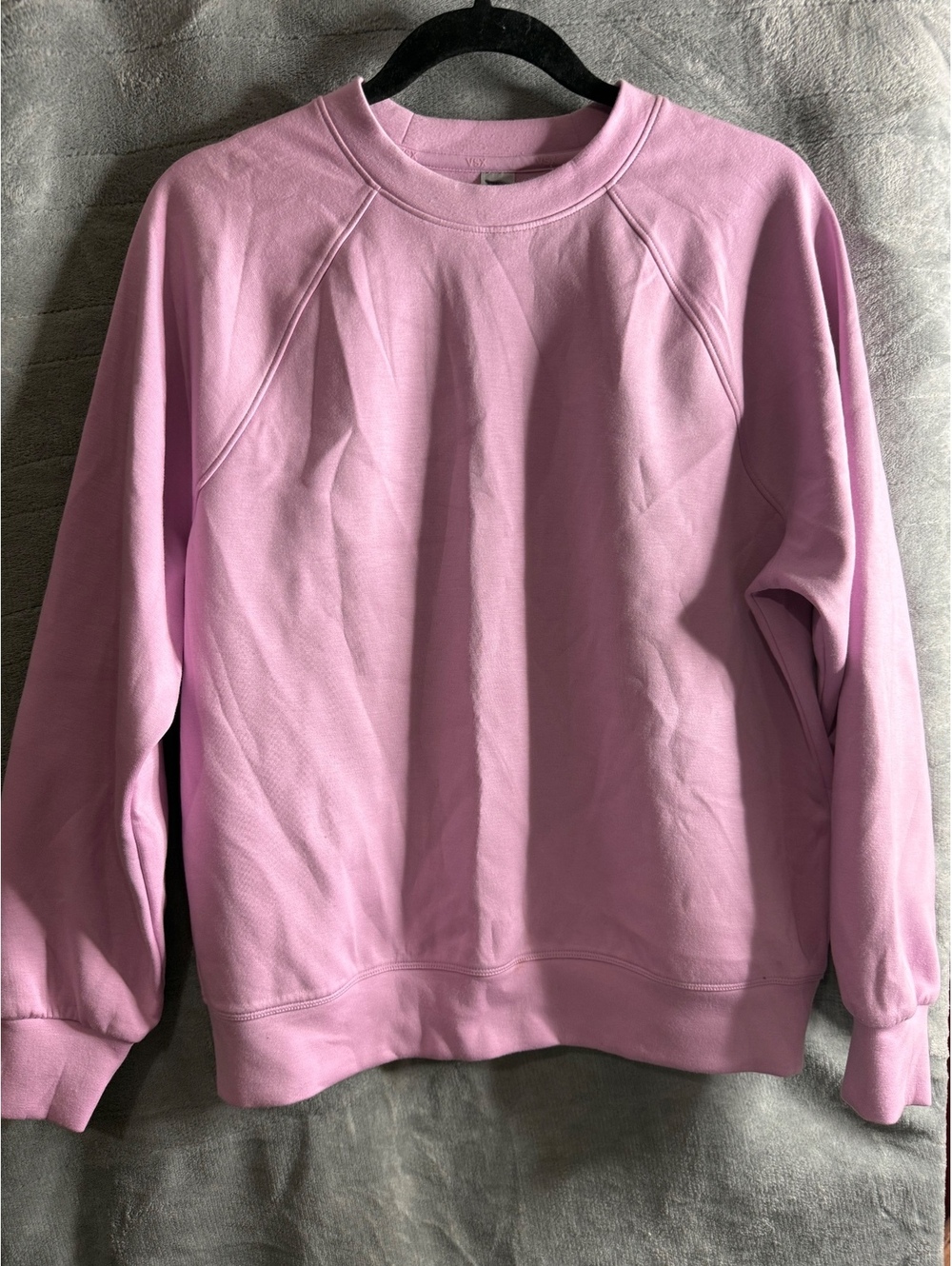 Victoria’s Secret VSX Sport Crewneck Sweatshirt Small Pink Raglan Pullover NWOT